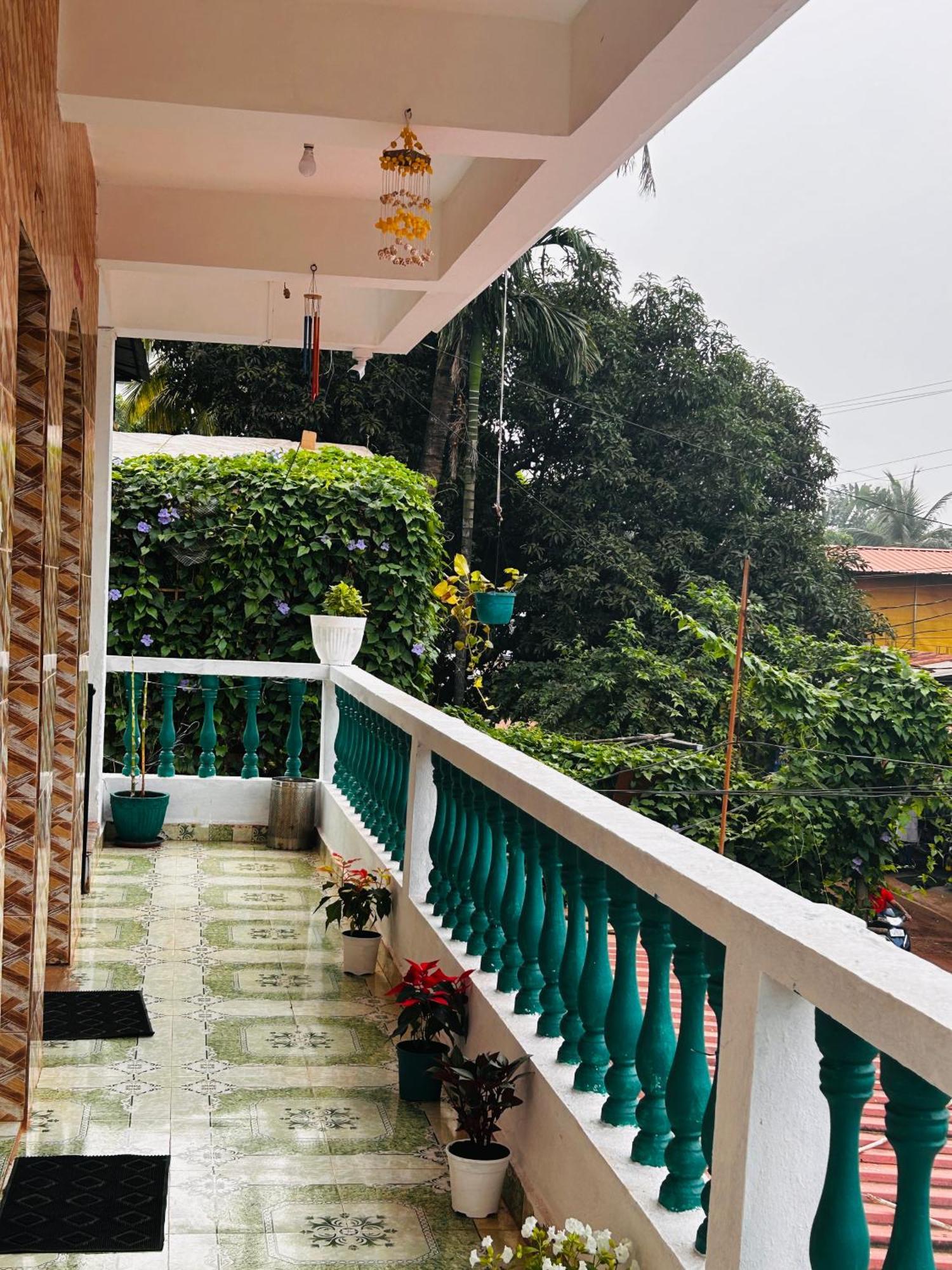 Havaana Stays, Morjim